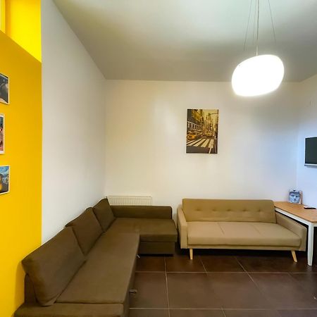 Cool Flat In The Heart Of Bucharest'S Fun And History 아파트 외부 사진