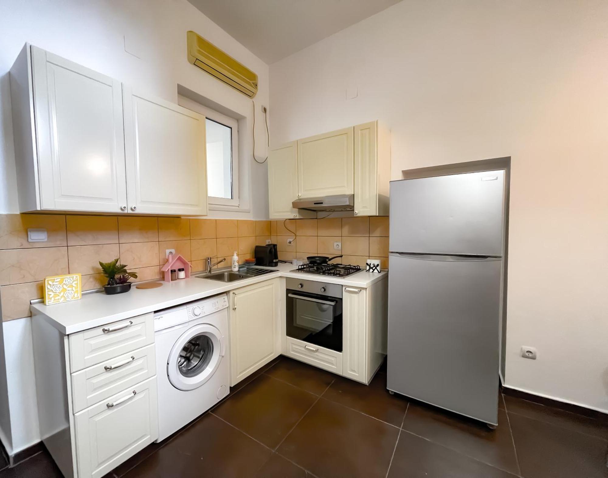 Cool Flat In The Heart Of Bucharest'S Fun And History 아파트 외부 사진