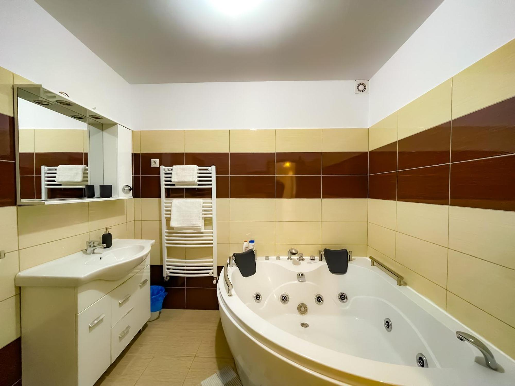 Cool Flat In The Heart Of Bucharest'S Fun And History 아파트 외부 사진